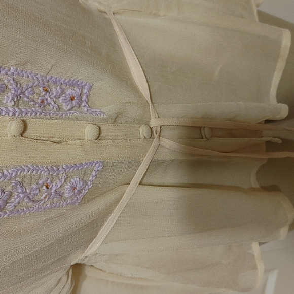 🔮Sacred Threads Top - Picture 4 of 13